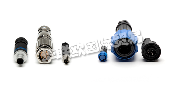 BULGIN被公認(rèn)為環(huán)保密封連接器和組件的領(lǐng)先制造商。Bulgin擁有超過95年的行業(yè)經(jīng)驗,不斷創(chuàng)新和開發(fā)產(chǎn)品和服務(wù),以滿足其遍布各個市場的全球客戶群。