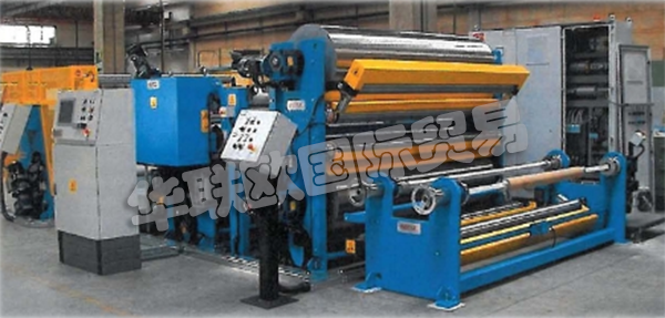 意大利COMERIO公司主要供應：非織造布加工機器、熱粘合壓延機、實驗室機器、特殊的高壓延機、超聲波壓延機、壓紋壓延機、熱軋系統、外圍鉆機缸、完整的熱粘合設備、橡膠加工機器、內部混合機、混合機、圓筒研磨機、特殊壓光機，切割單元、自動絡筒機、完整壓光系統)、飼料擠出機、壓光機、特殊壓光機、自動繞線機、壓花系統、用于壓延的成套設備。